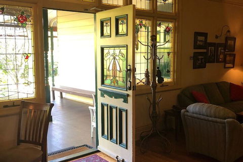 Glenella Guesthouse - Redcliffe Tourism 5