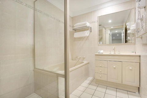 Wollongong Serviced Apartments - Redcliffe Tourism 6