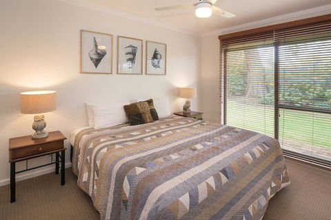 Bayshore Beachside Resort - Redcliffe Tourism 6