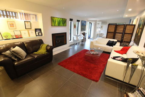 Harmony Bed & Breakfast - Redcliffe Tourism 5