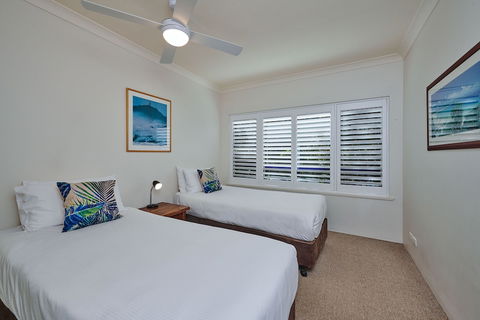 Cape Apartments - Redcliffe Tourism 5