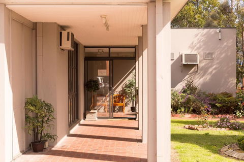 Chadstone Executive Motel - Redcliffe Tourism 0