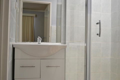 Chadstone Executive Motel - Redcliffe Tourism 2