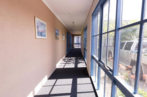 Chadstone Executive Motel - Redcliffe Tourism 1