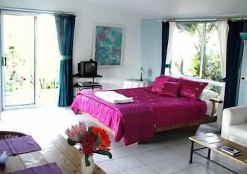 A Sacred Mountain Retreat - Redcliffe Tourism 2