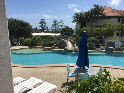 Endless Summer Resort - Redcliffe Tourism 4