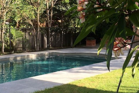 Arabella Garden Inn Motel - Redcliffe Tourism 0
