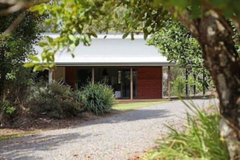 Crookneck Retreat - Redcliffe Tourism 1
