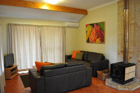 Karri Valley Chalets - Redcliffe Tourism 4