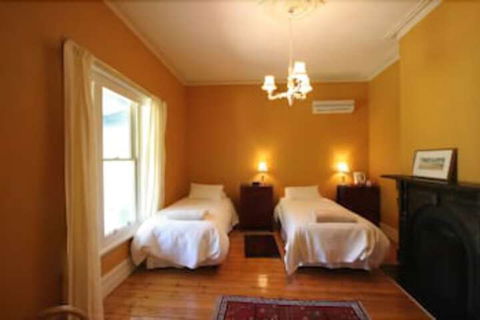 Corinella Country House - Redcliffe Tourism 0