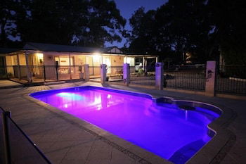 Rothwood B & B - Redcliffe Tourism 2