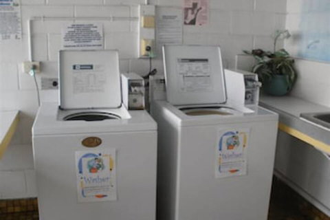 Hillcrest Tourist Park - Redcliffe Tourism 1