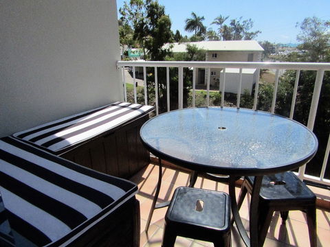 Coral Sea Vista Apartments - Redcliffe Tourism 2