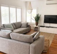 The Seaside Beachhouse Mollymook - Redcliffe Tourism