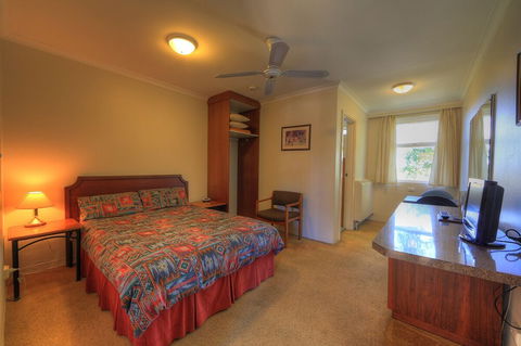 Cooma Motor Lodge Motel - Redcliffe Tourism 5