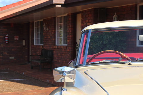 Childers Gateway Motor Inn - Redcliffe Tourism 1