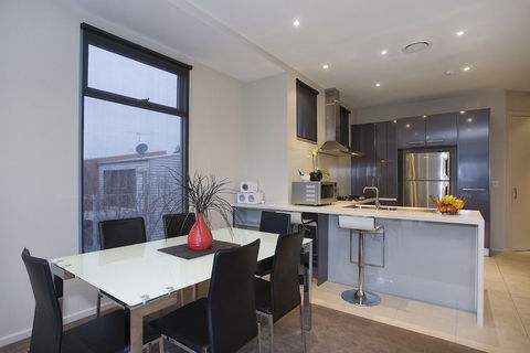 Bell Street Apartments Torquay - Redcliffe Tourism 0