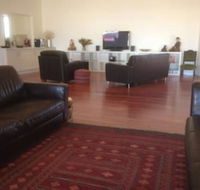Crossroads Ecomotel - Redcliffe Tourism