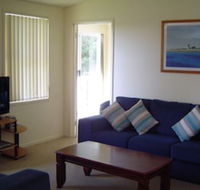 Breeze in Mollymook - Redcliffe Tourism