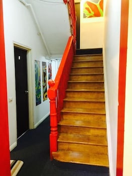 Asylum Sydney Backpackers Hostel - Redcliffe Tourism 0