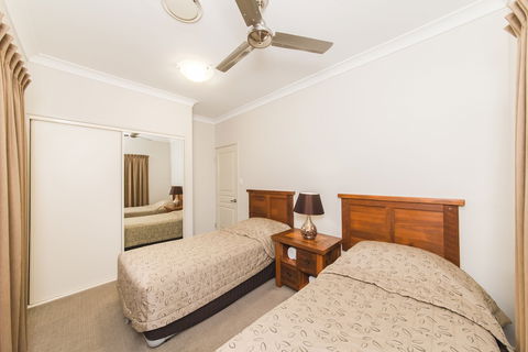 Apartments On Palmer - Redcliffe Tourism 5