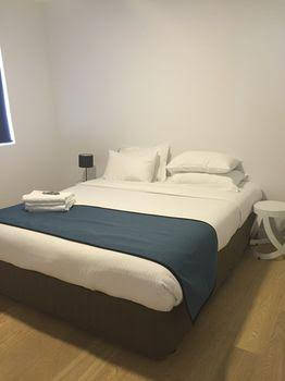 Aberlour Court - Redcliffe Tourism 1