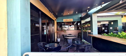Ayr Travellers Motel - Redcliffe Tourism 0