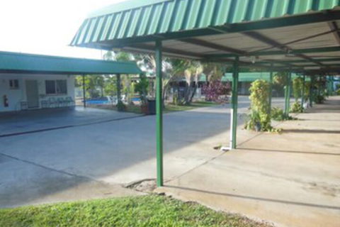 Country Road Motel - Redcliffe Tourism 3