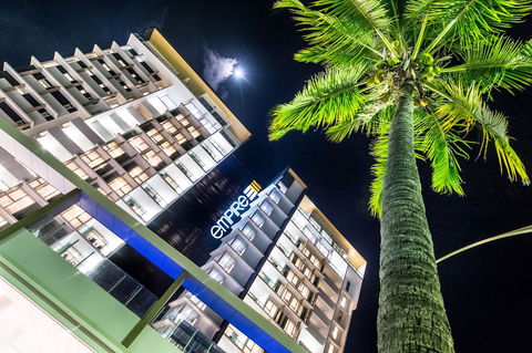 Empire Apartment Hotel - Redcliffe Tourism 0