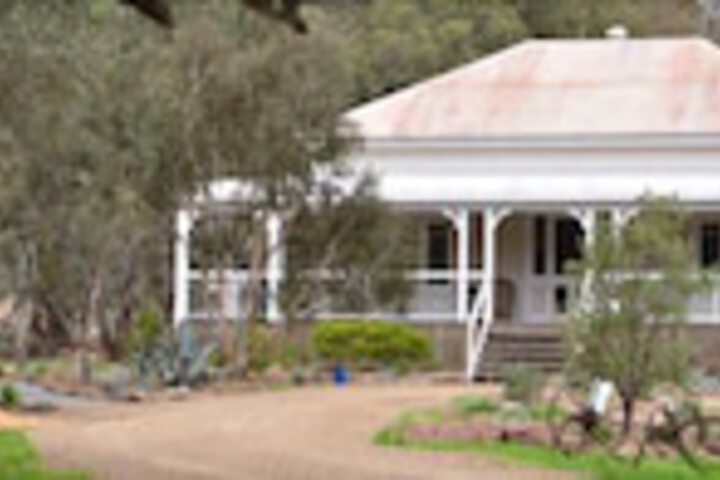  Redcliffe Tourism