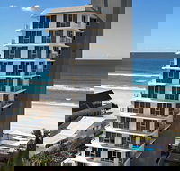 Hibiscus On The Beach - Redcliffe Tourism