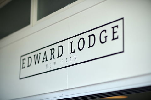 Edward Lodge Bed & Breakfast - Redcliffe Tourism 0