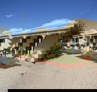 Acacia Terraces - Redcliffe Tourism