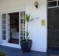 Birches Townhouse - Redcliffe Tourism