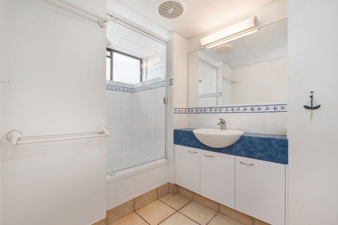 Alexandria Apartments - Redcliffe Tourism 2
