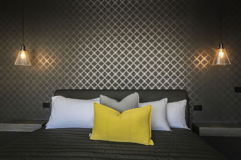 Indulge Apartments CBD - Redcliffe Tourism 5