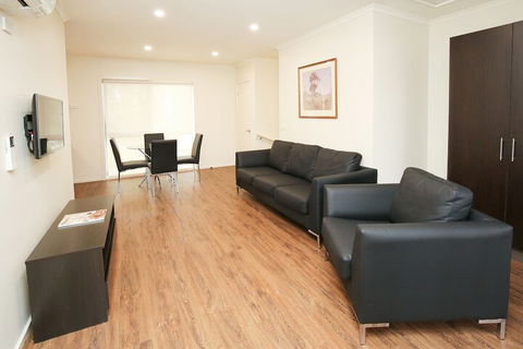 Aquarius Apartments And Cabins - Redcliffe Tourism 6