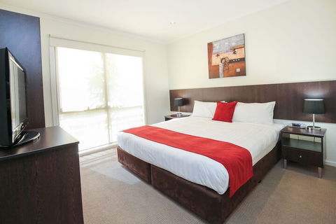 Aquarius Apartments And Cabins - Redcliffe Tourism 2