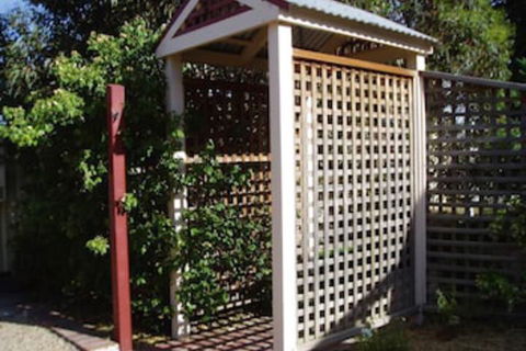 Best Choice B & B & Accommodation Mansfield - Redcliffe Tourism 0