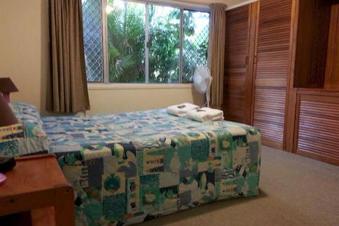 Sandy Court Holiday Units - Redcliffe Tourism 2