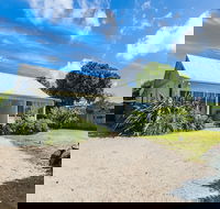Beachfront Cottages Torquay - Redcliffe Tourism