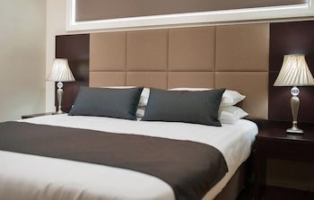 Renmark Holiday Apartments - Redcliffe Tourism 4