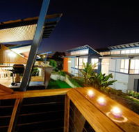 Esperance Island View Apartments - Redcliffe Tourism