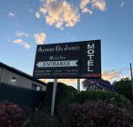 Asters on James Motor Inn - Redcliffe Tourism