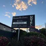 Asters On James Motor Inn - Redcliffe Tourism 0