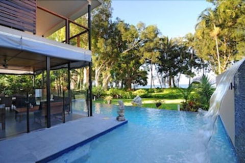 Bramston On The Beach - Redcliffe Tourism 4