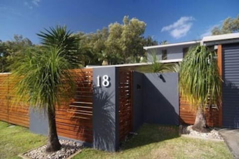 Bramston On The Beach - Redcliffe Tourism 1