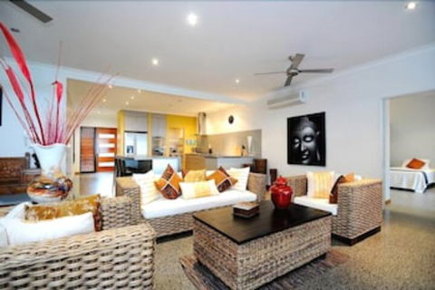 Bramston On The Beach - Redcliffe Tourism 6
