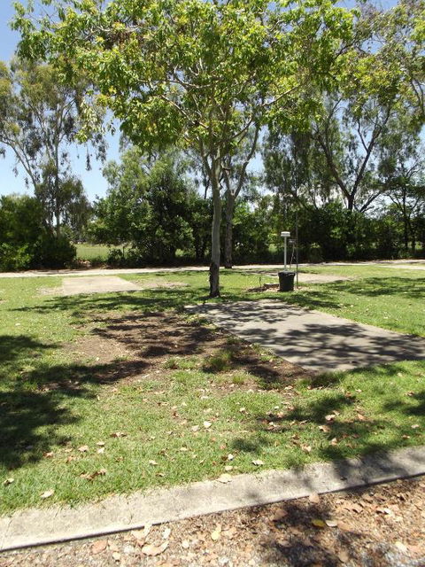 Biloela Caravan & Tourist Park - Redcliffe Tourism 1