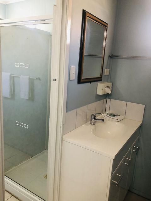 Motel Holliday Kingaroy - Redcliffe Tourism 3
